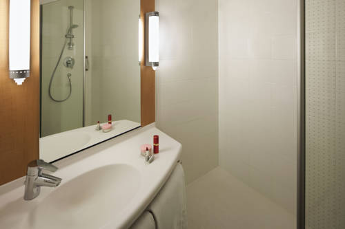 Hotel Ibis Barcelona Pza Glories 22