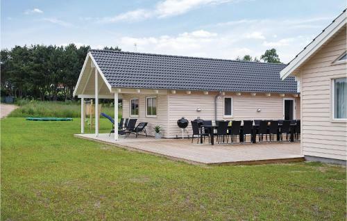 Eight-bedroom Holiday Home In Vejby