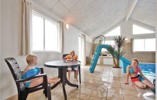 Eight-bedroom Holiday Home In Vejby