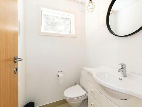 Three-bedroom Holiday Home In Nexo