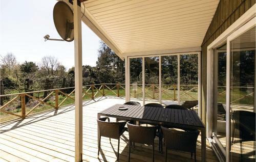 Three-bedroom Holiday Home In Aakirkeby