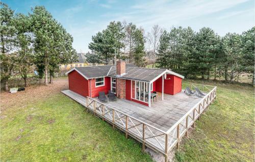 Three-bedroom Holiday Home In Aakirkeby