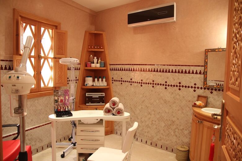 Riad Lena