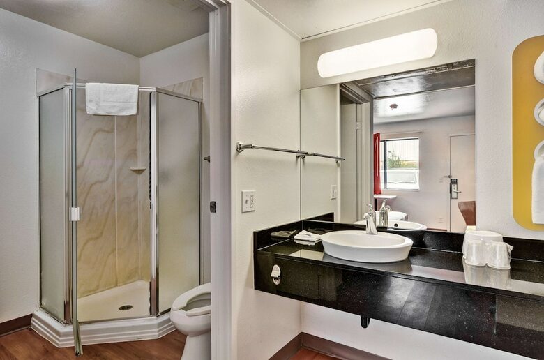 Hotel Motel 6 Pittsburgh - Crafton