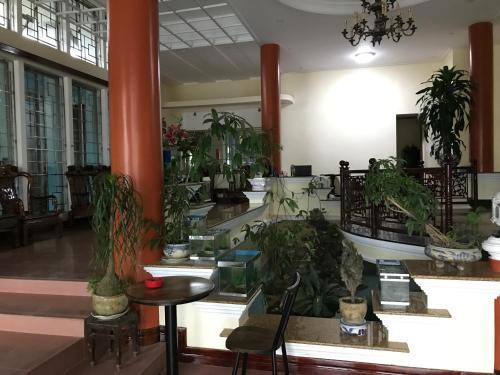 Hotel Kh�ch S?n ??ng Dao