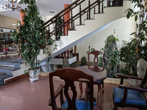 Hotel Kh�ch S?n ??ng Dao