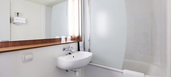 Hotel Campanile Roissy - Survilliers