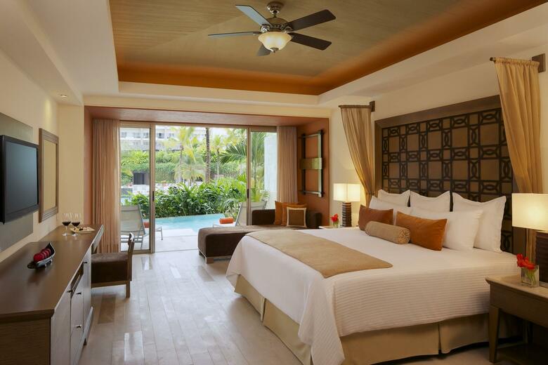 Hotel Dreams Vallarta Bay Resort & Spa