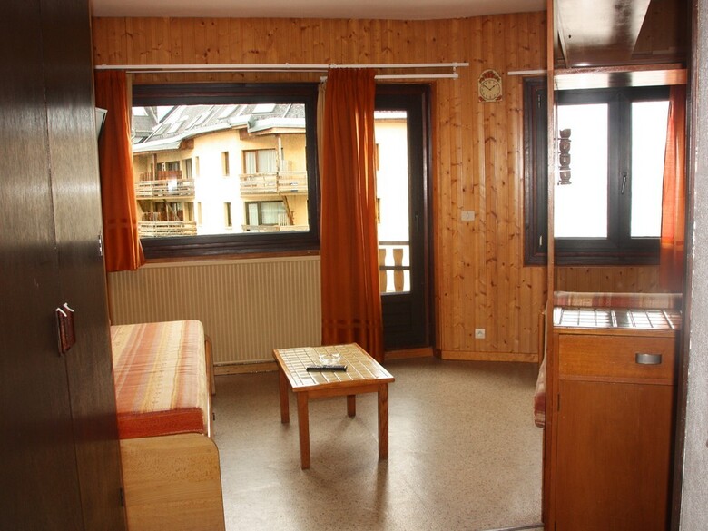 Apartamentos Pie De Pistas Mikka