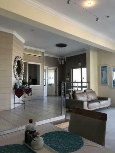 Hostal Oceansnest Guest House
