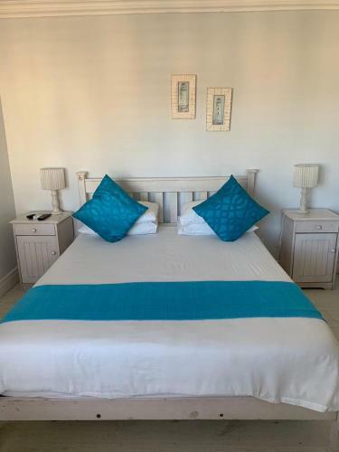 Hostal Oceansnest Guest House