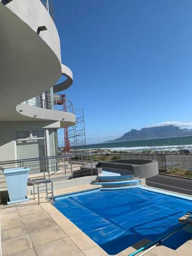 Hostal Oceansnest Guest House