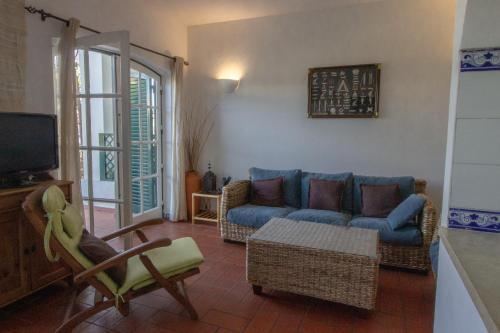 Hotel Old Village & Prestige