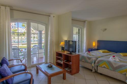 Hotel Old Village & Prestige