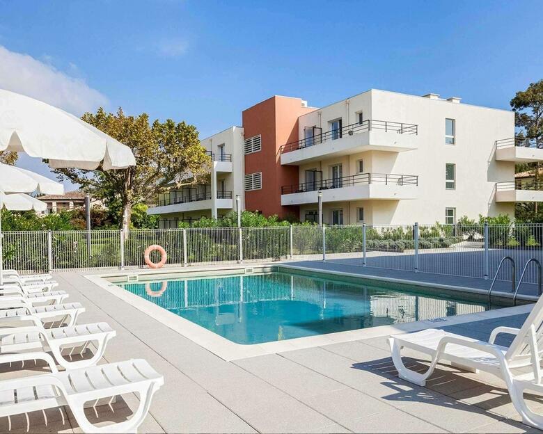 Hotel Zenitude H�tel-r�sidences Confort Cannes Mandelieu