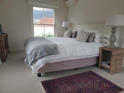 Hostal Maison D'ail Guest House
