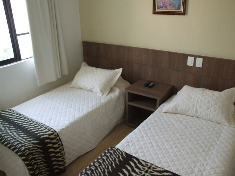 Gua�ra Palace Hotel