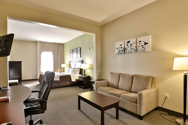 Hotel Sleep Inn & Suites University