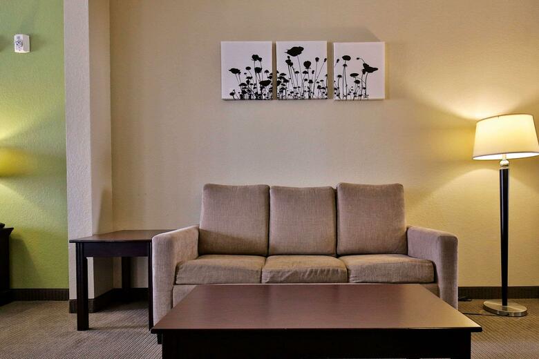 Hotel Sleep Inn & Suites University