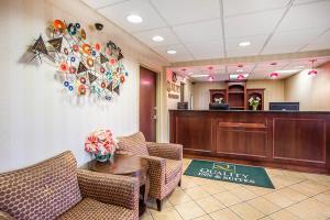 Hotel Quality Inn & Suites
