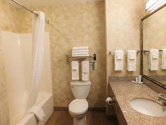 Hotel Comfort Inn & Suites