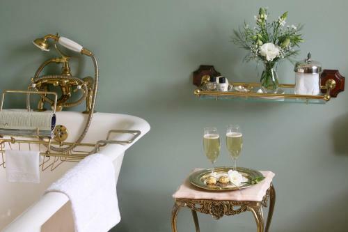 Hostal La Plume Boutique Guest House