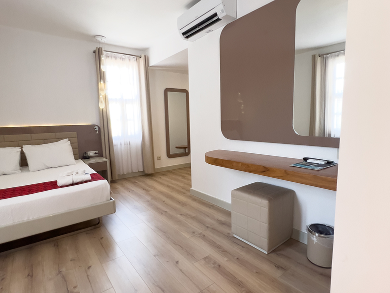 Hotel Marina Residence & Restaurants