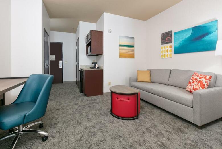 Hotel Comfort Suites Arlington