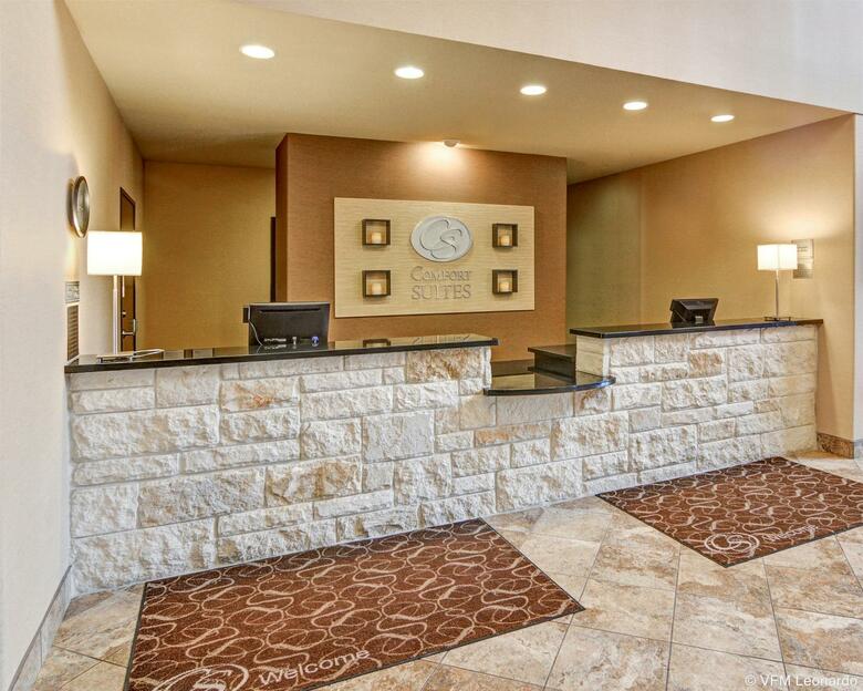 Hotel Comfort Suites Arlington