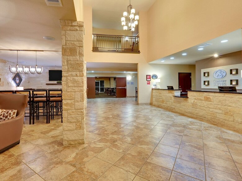 Hotel Comfort Suites Arlington