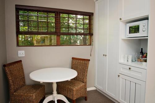 Hostal Bayside Guesthouse
