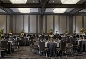 Renaissance Atlanta Waverly Hotel