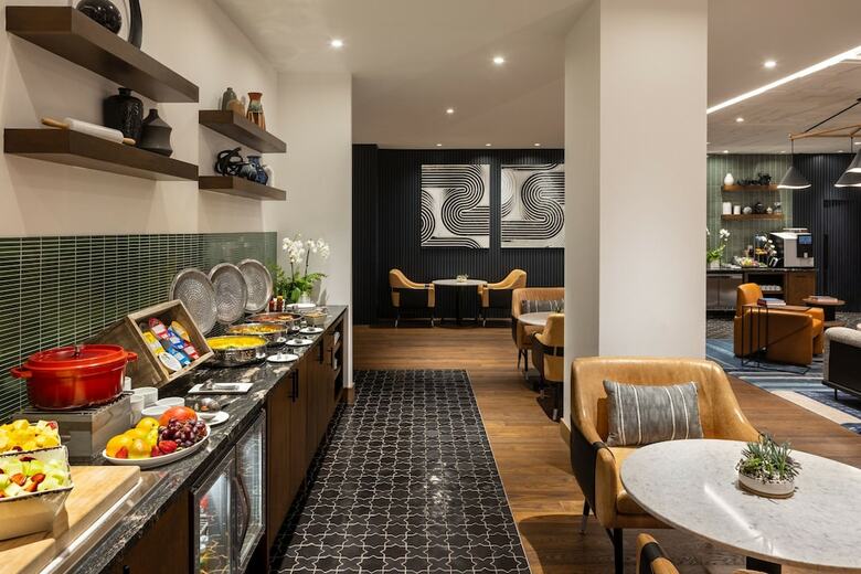 Hotel Austin Marriott South