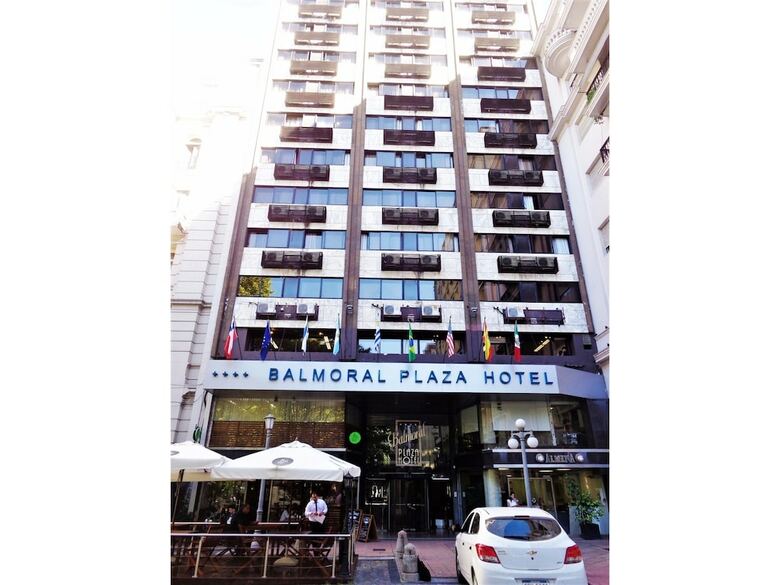 Hotel Balmoral Plaza