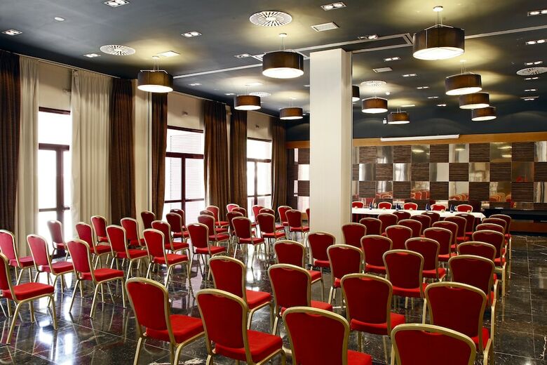 Hotel Holiday Inn Madrid � Las Tablas