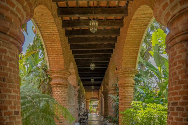 Porta Hotel Antigua