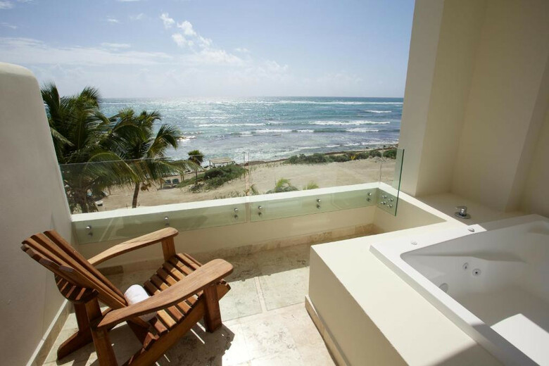 Hotel Akumal Bay Beach & Wellness Resort