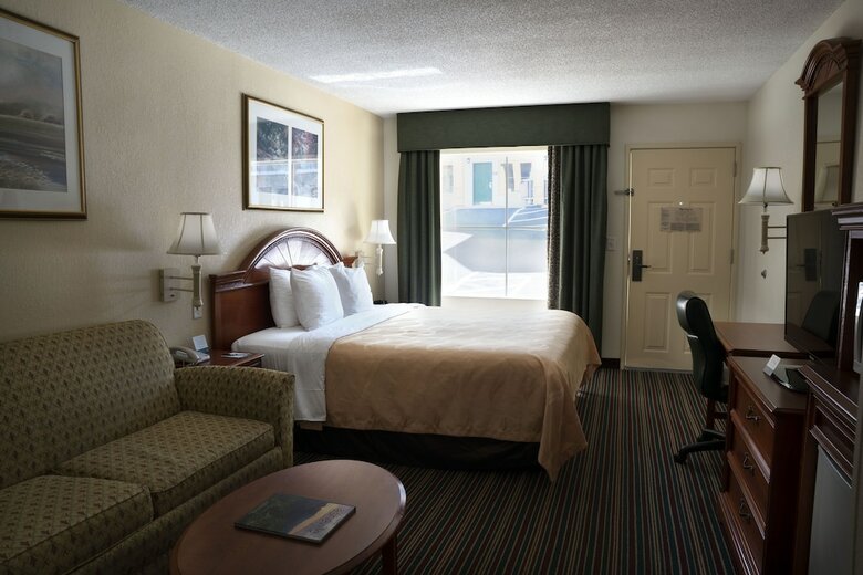 Hotel Quality Inn & Suites Biltmore East