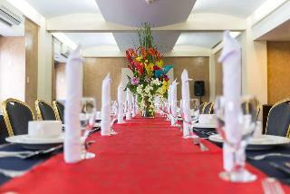 Hotel Microtel Inn Sto Tomas Batangas