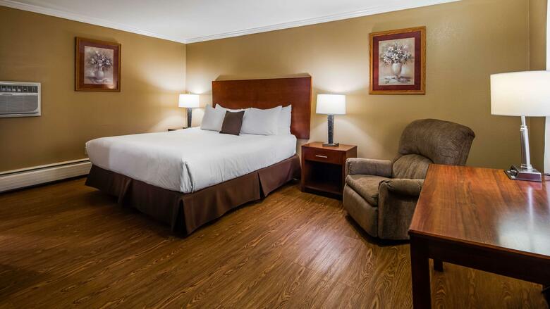Hotel Best Western Plus New Englander Motor Inn