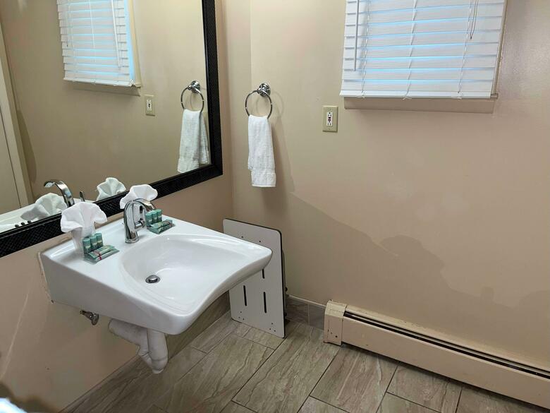 Hotel Best Western Plus New Englander Motor Inn