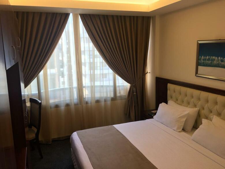 Hotel Midtown Y Suites