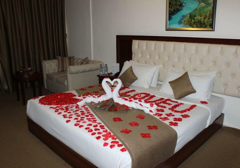 Hotel Midtown Y Suites