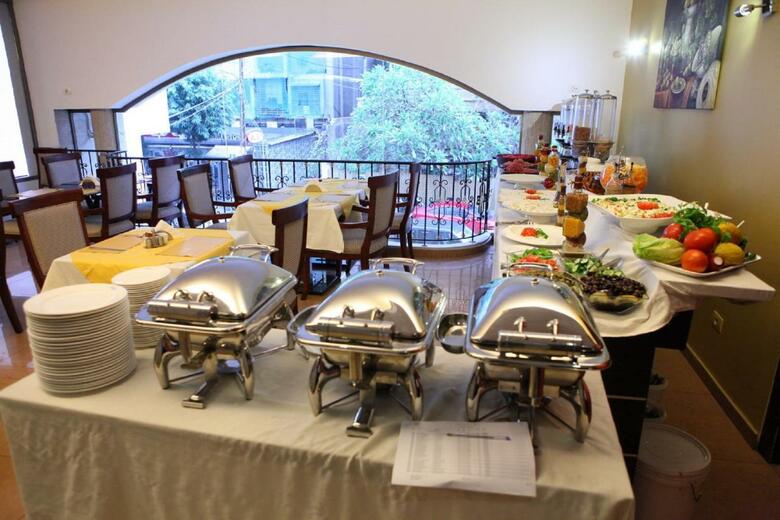 Hotel Midtown Y Suites