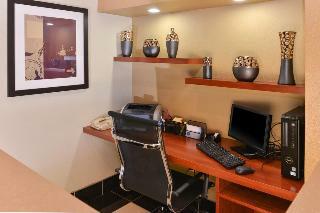 Hotel Comfort Suites Bakersfield