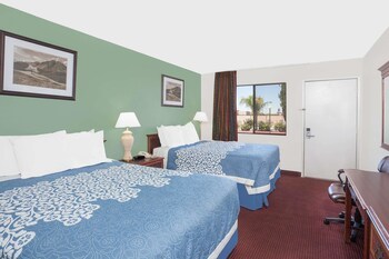 Hotel Days Inn Lost Hills