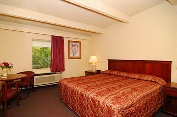 Hotel Econo Lodge Inn & Suites