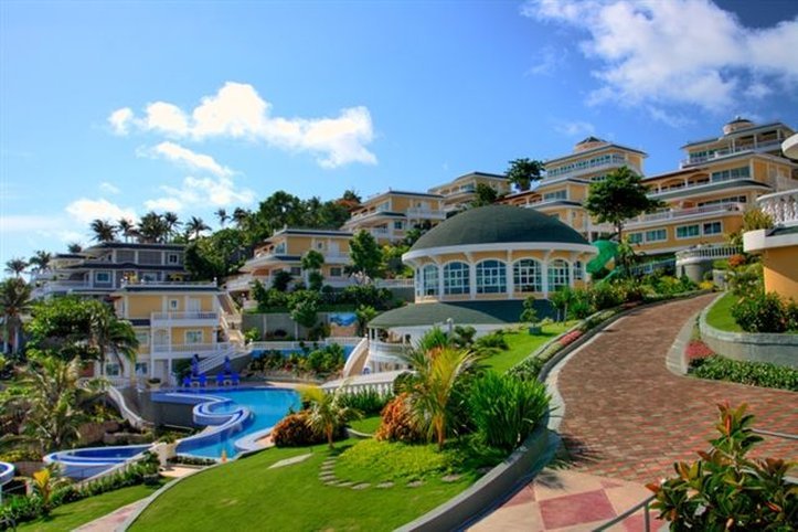 Hotel Monaco Suites De Boracay