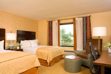 Hotel Doubletree By Hilton Boston Bedford Glen