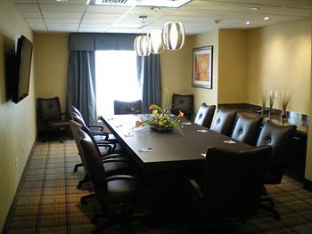 Holiday Inn Express Hotel & Suites Beaumont Nw